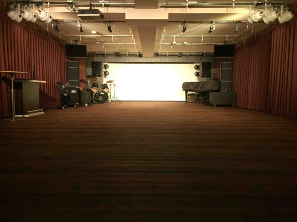 音部屋スクエアのホール
